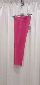 Guerry – Completo giacca e pantalone fucsia Kocca - immagine 2